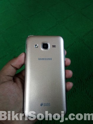 Samsung galaxy j2